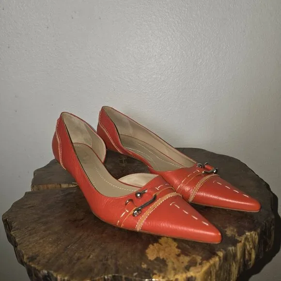 BCBG Max Azria Women’s Orange Leather Kitten Heels 9.5 / 40.5 Italy Pointed Toe - Picture 13 of 14
